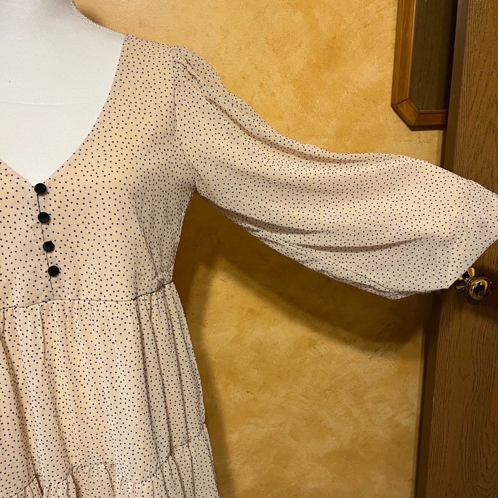 Francesca Beige Shift Dress (mi ami) Size L